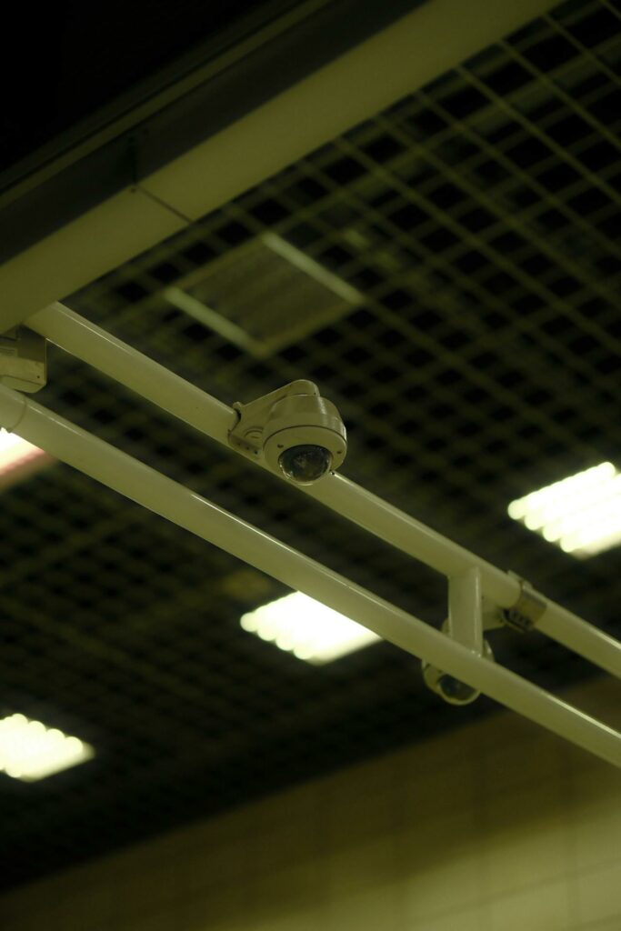 cámara de videovigilancia en comunidades de vecinos