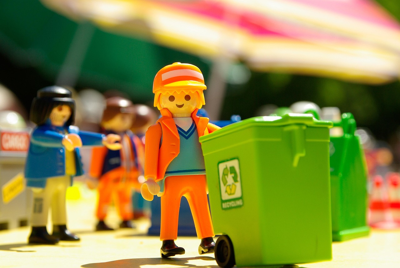 Beneficios de contratar el servicio de sacar cubos de basura