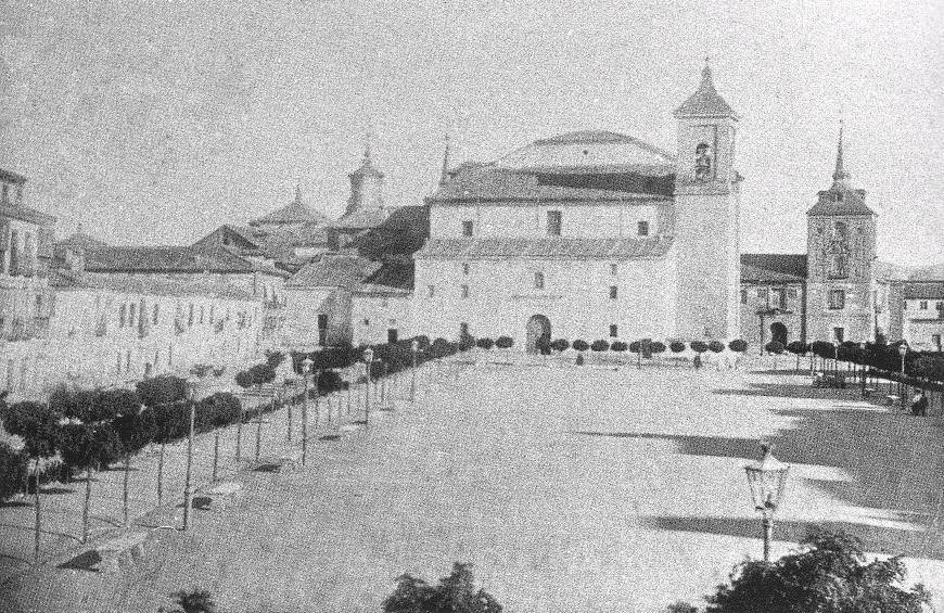 La plaza de Cervantes hacia 1875