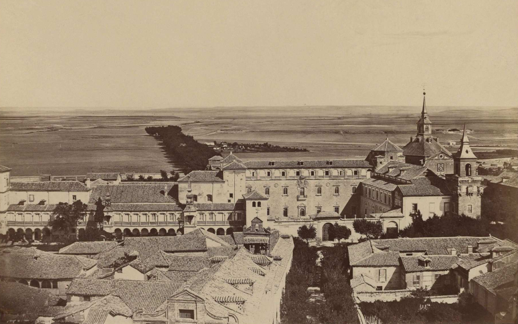 El Palacio Arzobispal fotografiado por Jean Laurent hacia 1870