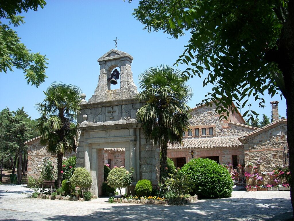 La ermita de Nuestra Señora de los Remedios, santuario de la patrona