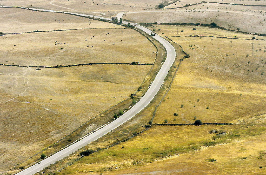 Vista aérea de Colmenar Viejo en 1993, antes del gran crecimiento urbano de los años 2000