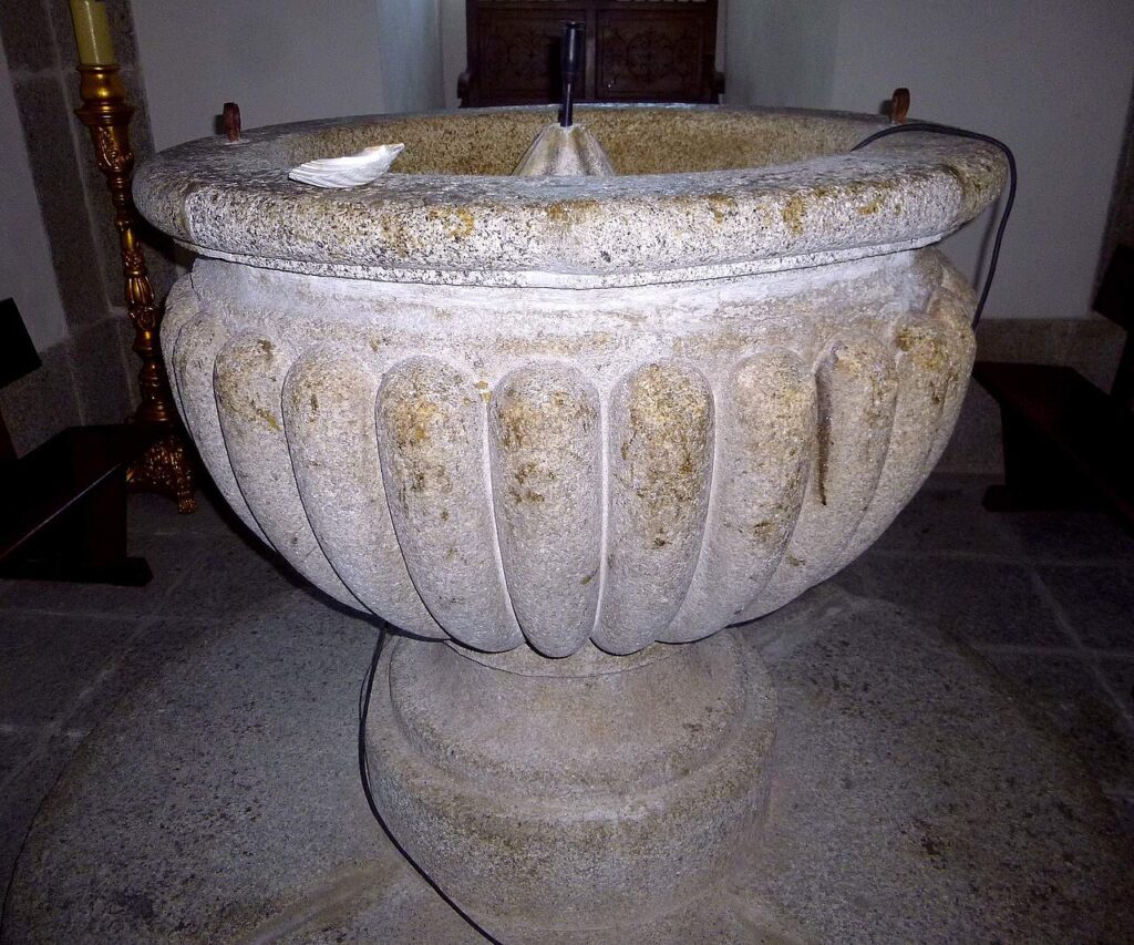 Interior de la iglesia herreriana de San Bernabé