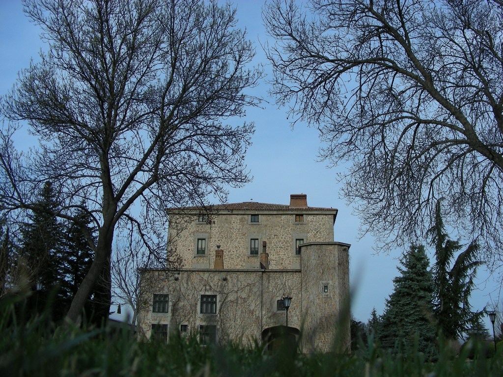 La casa-fuerte de El Campillo