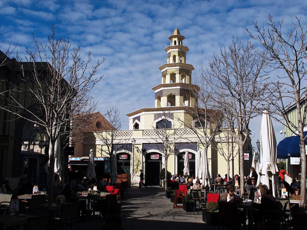 Las Rozas Village, uno de los grandes destinos de compras de Madrid