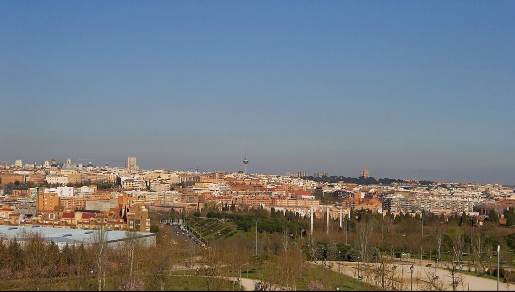 Vista de Madrid desde la Cuña Verde de Latina