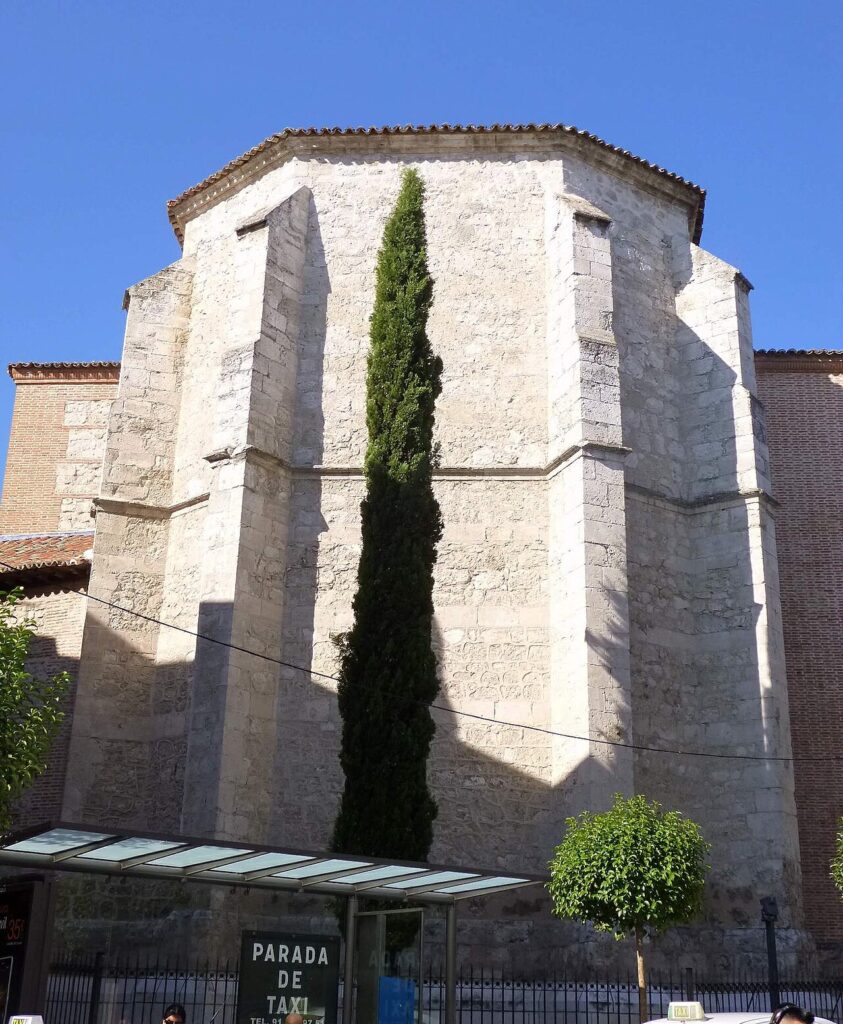 La iglesia de San Salvador, en el centro de Leganés