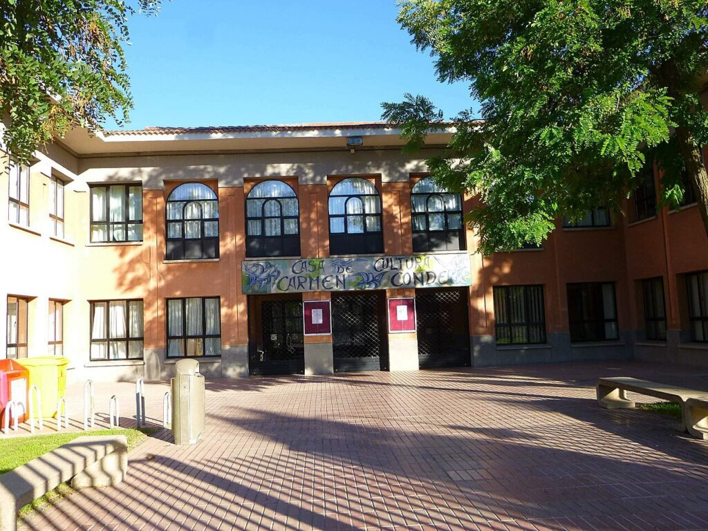 La Casa de Cultura Carmen Conde, obra de Peridis