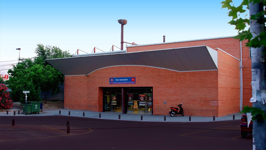 La estación de Rivas-Vaciamadrid, junto al casco histórico