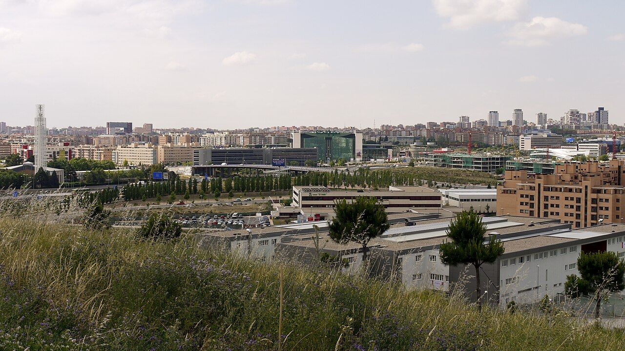 Vista de Sanchinarro, uno de los PAU del norte de Madrid, con sus manzanas cerradas