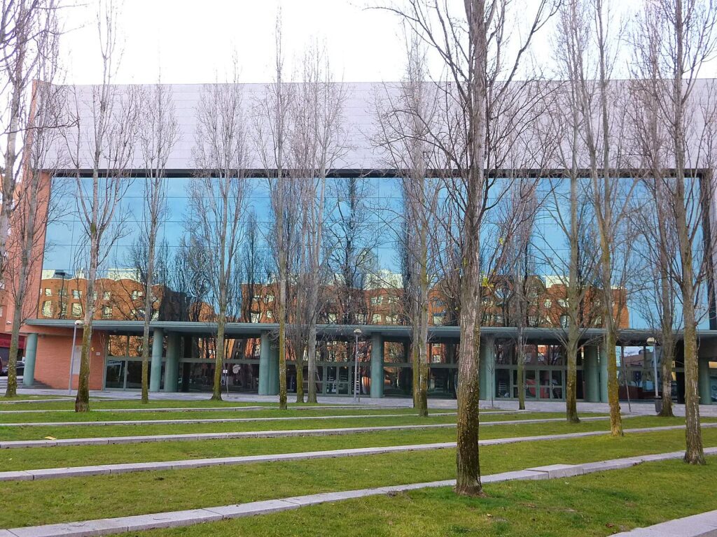 La Plaza Central de Tres Cantos