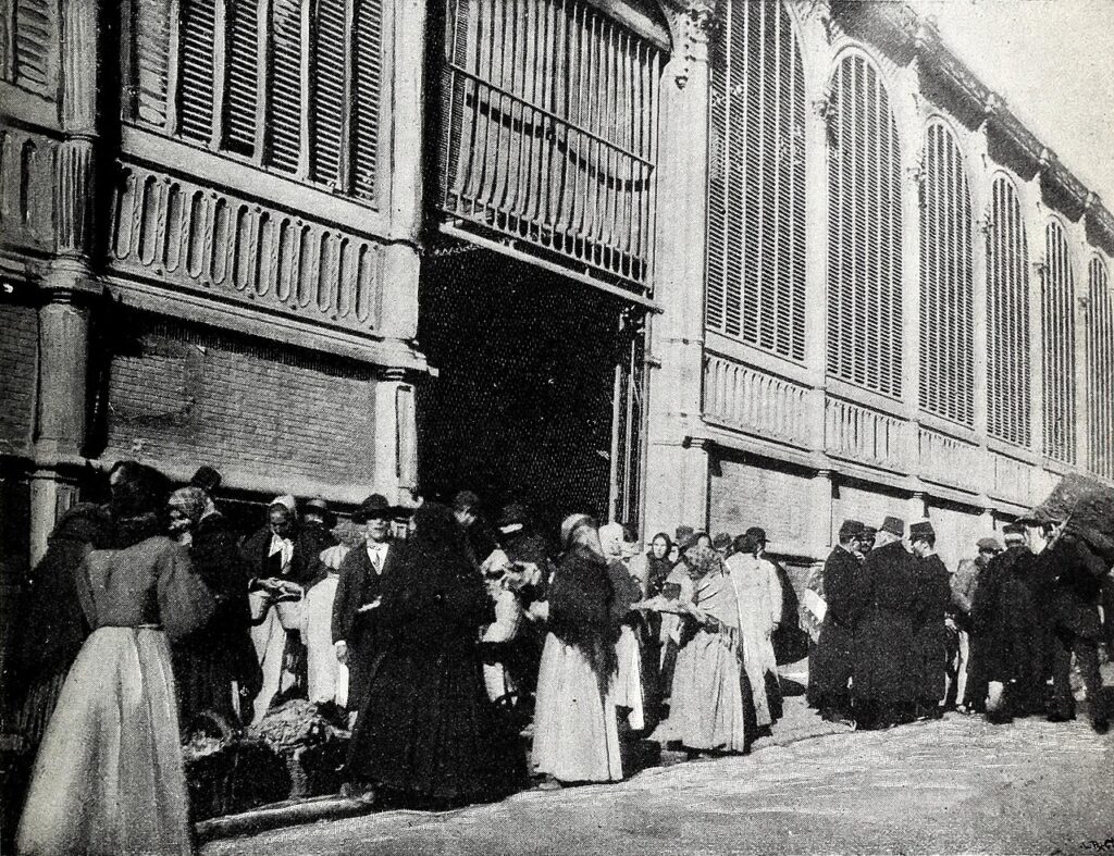 La plaza de la Cebada en Blanco y Negro, 1897