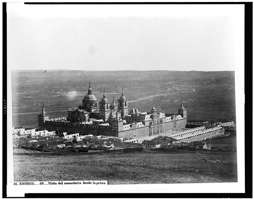 El Monasterio de El Escorial visto desde la presa, por J. Laurent, hacia 1860