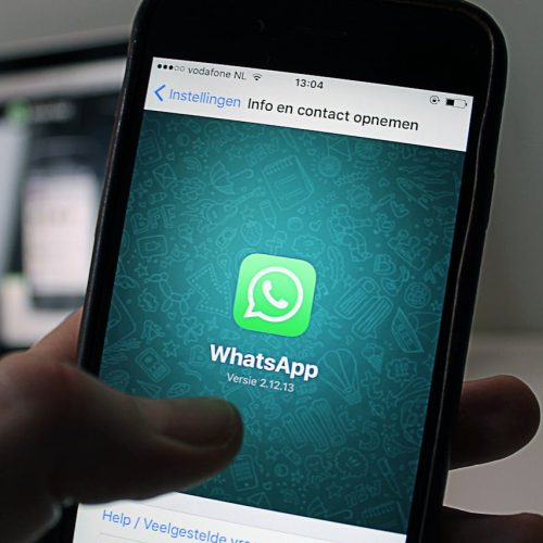 ¿Cómo montar un grupo de WhatsApp de vecinos?
