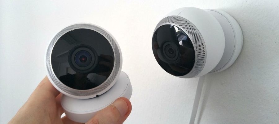 ¿Por qué instalar cámaras de seguridad en portales?