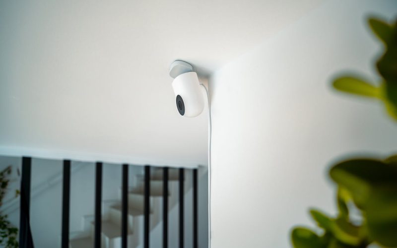 Ventajas de instalar cámaras en garajes y trasteros
