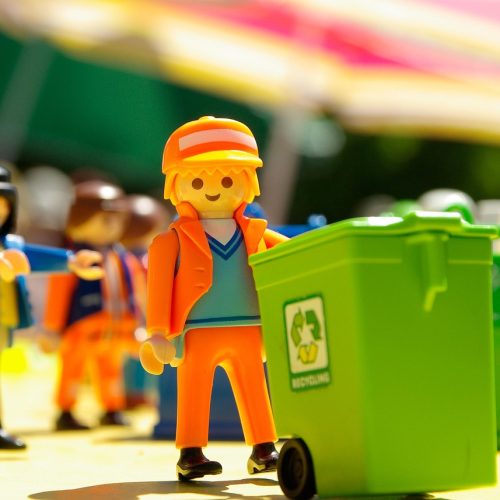 Beneficios de contratar el servicio de sacar cubos de basura