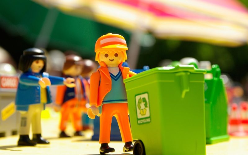 Beneficios de contratar el servicio de sacar cubos de basura